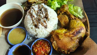 DAPUR NURFATAHIYAH