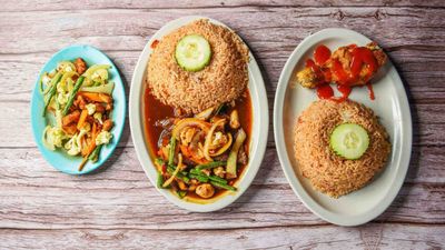 Zaza seafood & western pandan indah