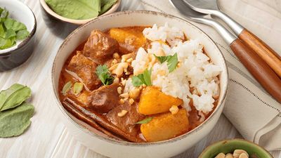 Luckin Kitchen 外婆家中餐馆 (Cova Square Kota Damansara)
