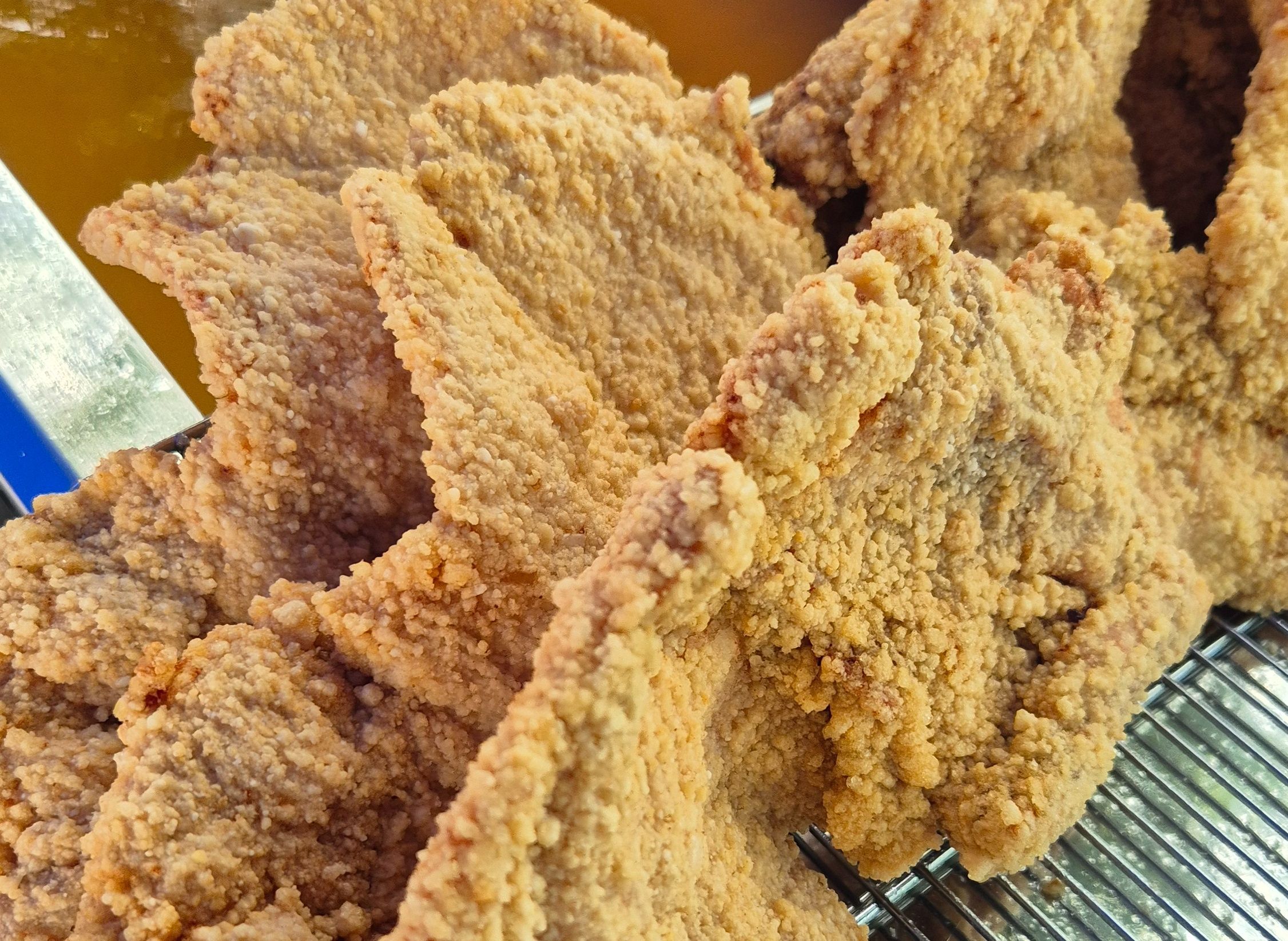 Ayam Gunting @ Alis Fried Chicken Sek25 vendor logo