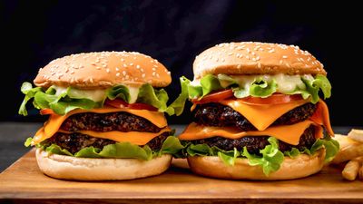 Ala Thai, Burger & Western