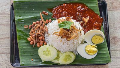 Fuad Roti Canai (Stadium Perak)