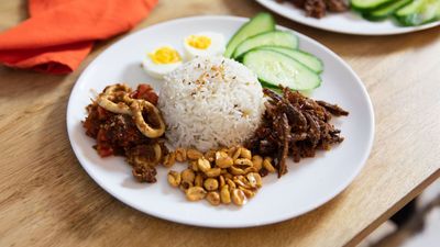 Pak Up Yong Tau Foo (Nurul Ikan Bakar SP)