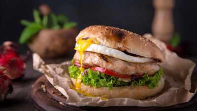 Poknik Burger (Jalan Guchil)