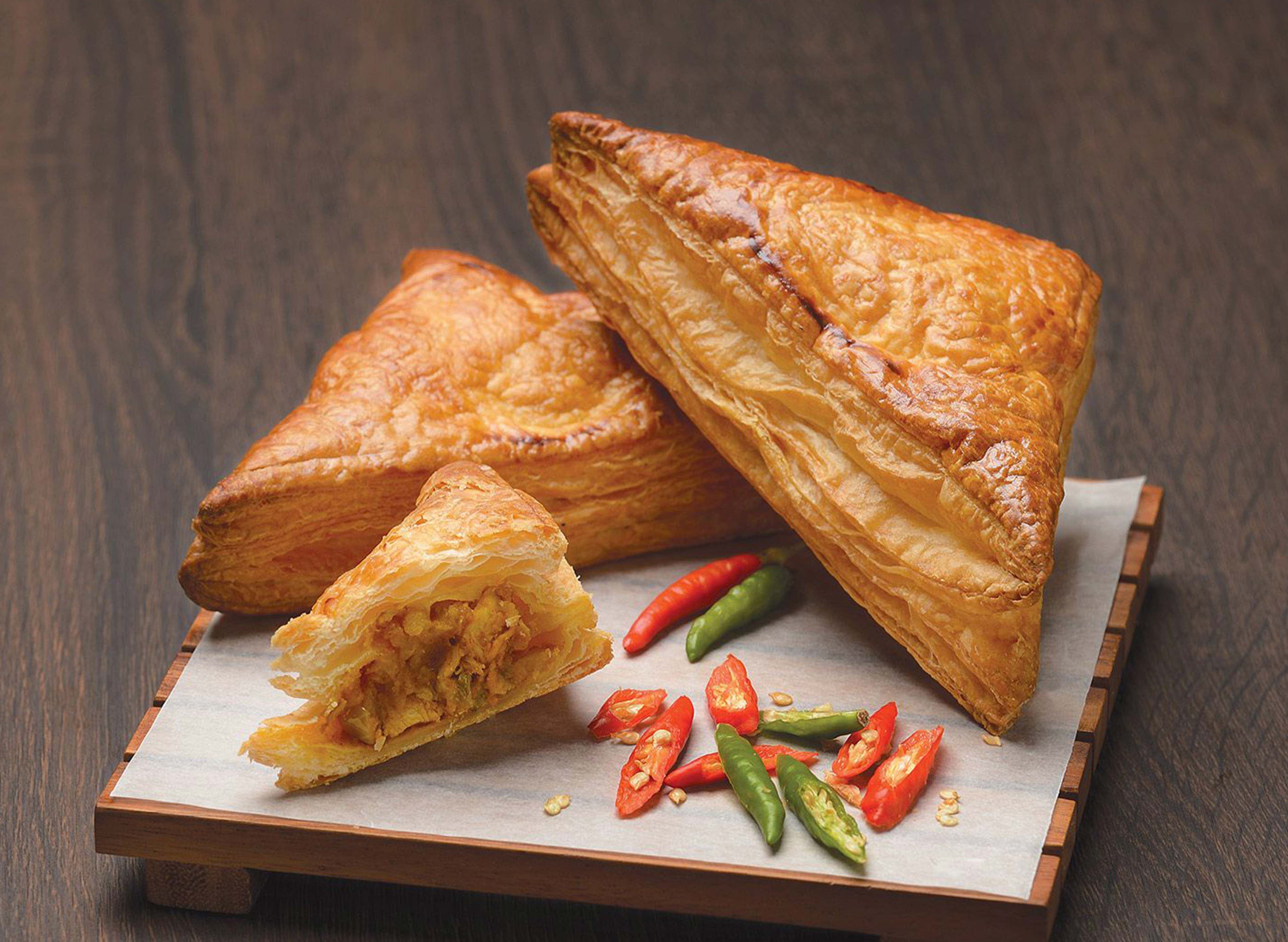 Deli2Go & Costa Coffee SH Jalan Matang menu and delivery in Kuching