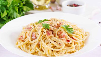 Warung Dinda(Le Chateau 2 Condominium)