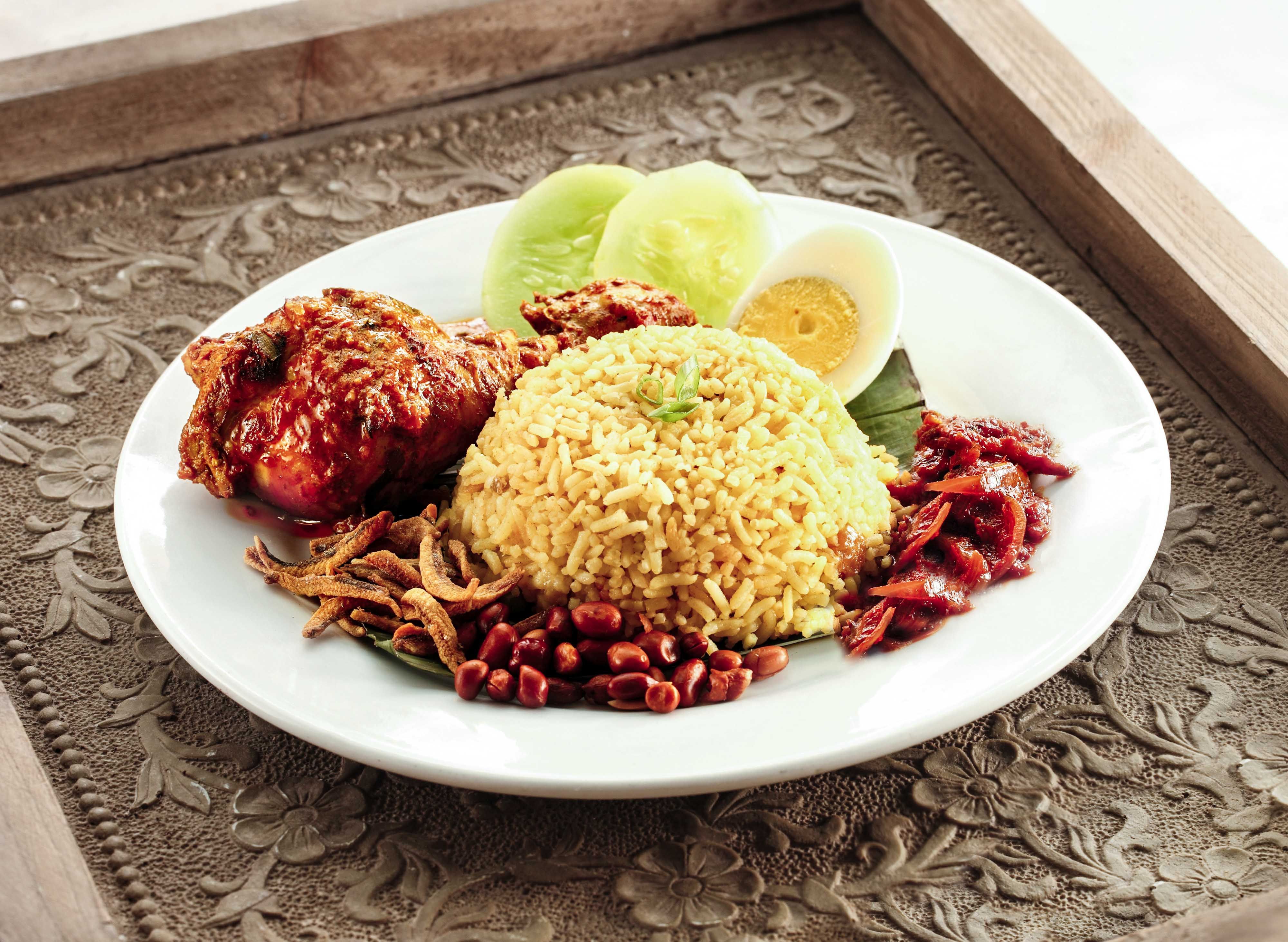 Nasi Lemak Royale Selayang Menu In Kuala Lumpur Food Delivery In Kuala Lumpur Foodpanda