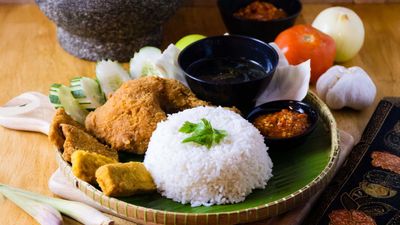 Warong Geprek (Bukit Jelutong)