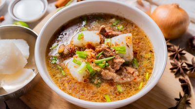 Coto Makassar (Medan selera)