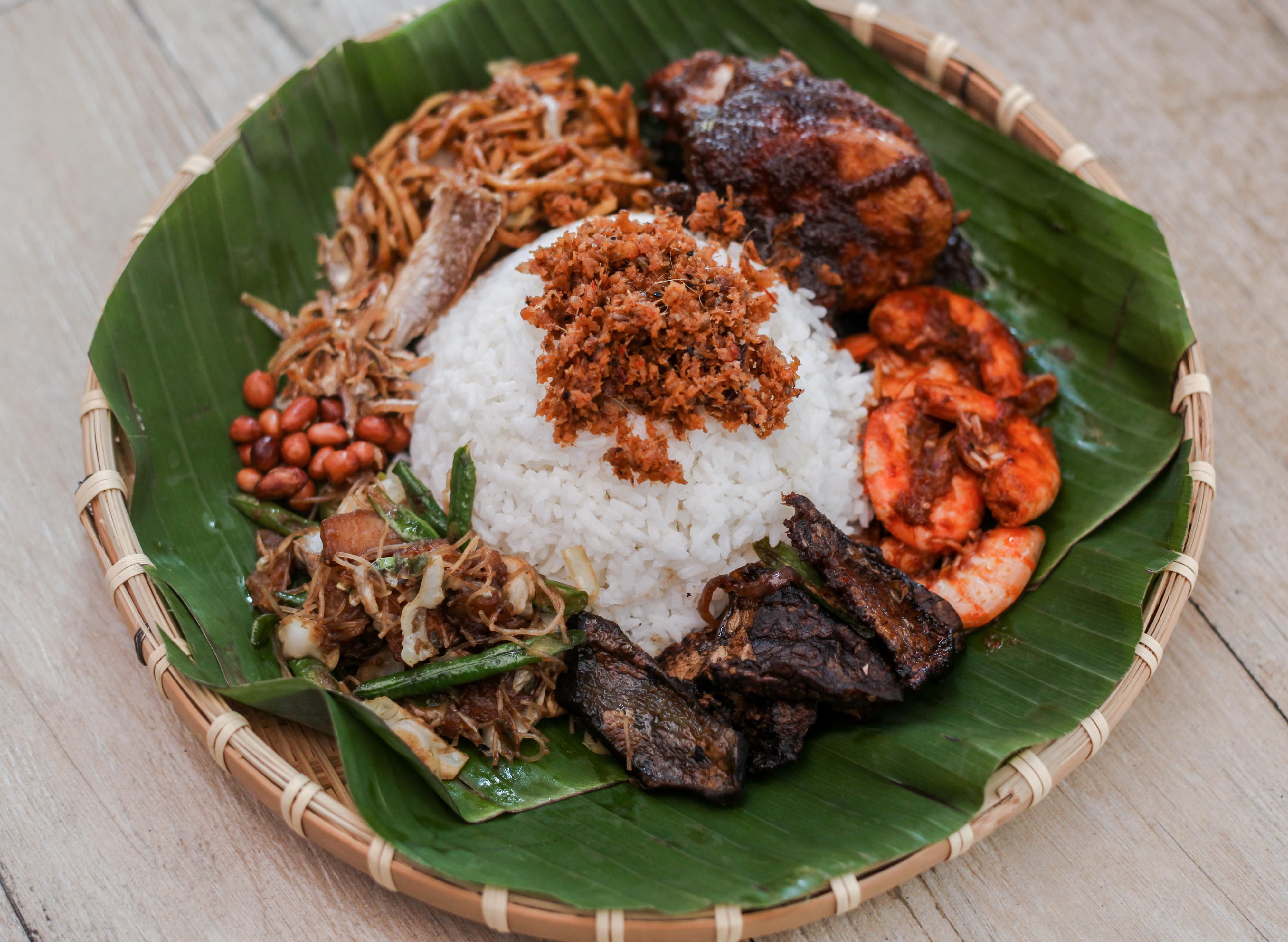 Nasi Ambeng Power Jalan Khamis Menu In Shah Alam Food Delivery In Shah Alam Foodpanda