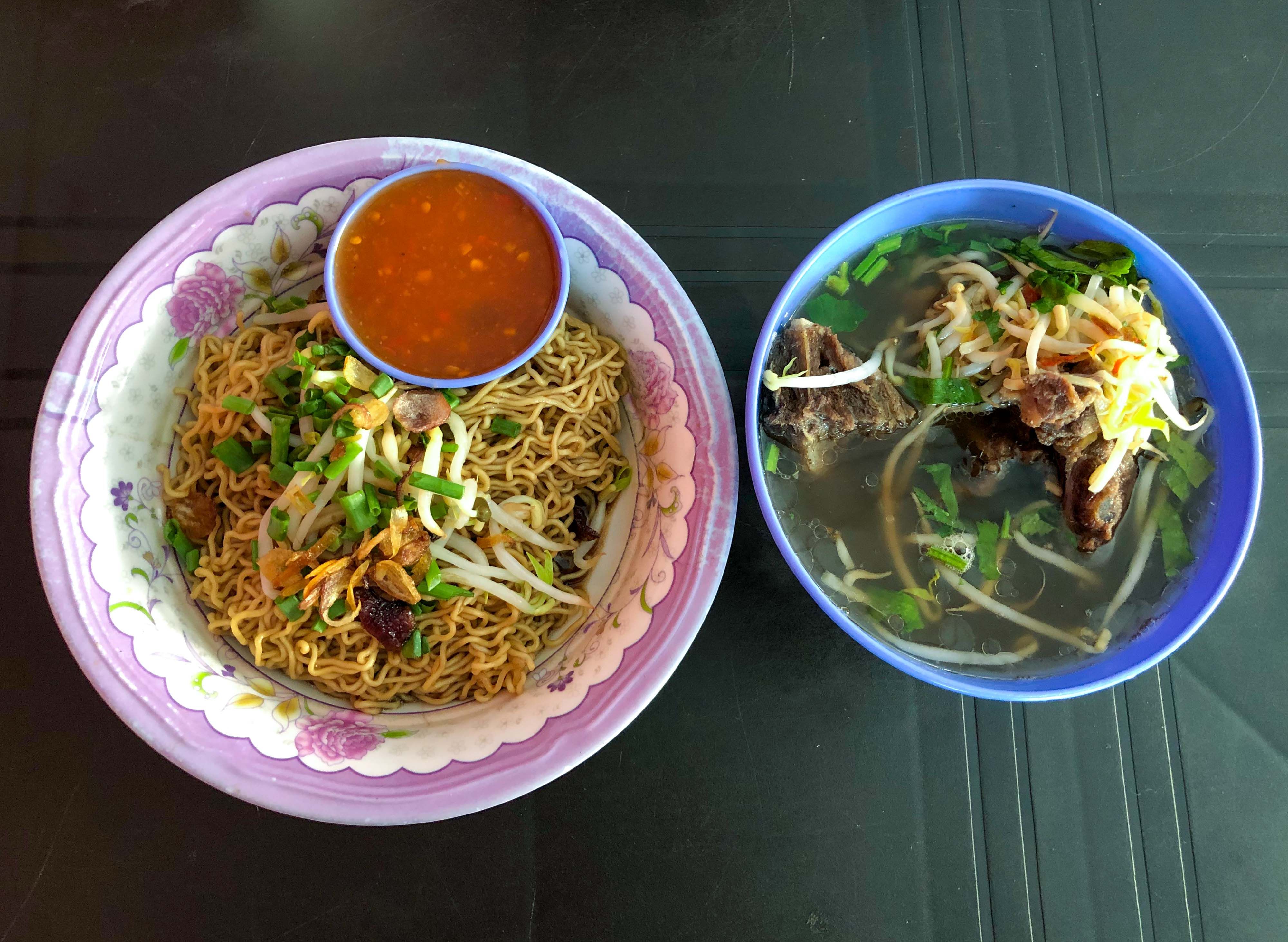 Mee Sapi Mee Kolok Haji Salleh Sepinang Sari Cafe
