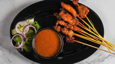 Satay Keluarga (Mak Chili)