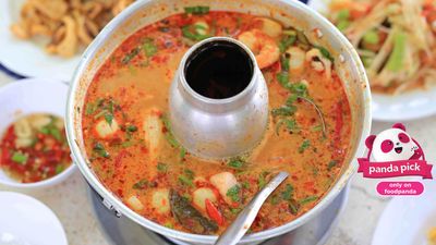 Seri Nuri Tomyam (Rimthang Thai Food)