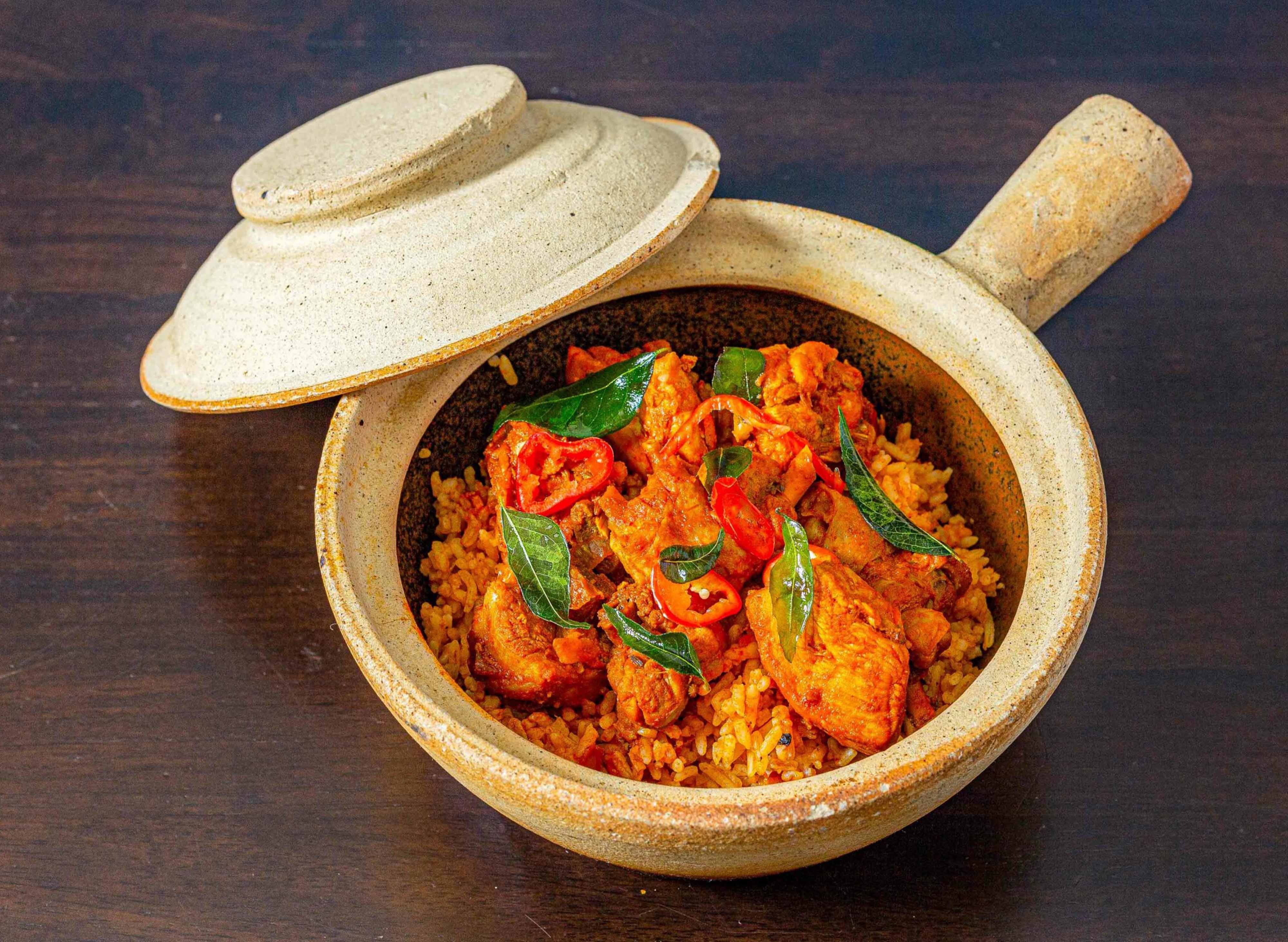 MAGASRI SATTISORRU ( HOUSE OF CLAYPOT RICE) menu and delivery in Johor