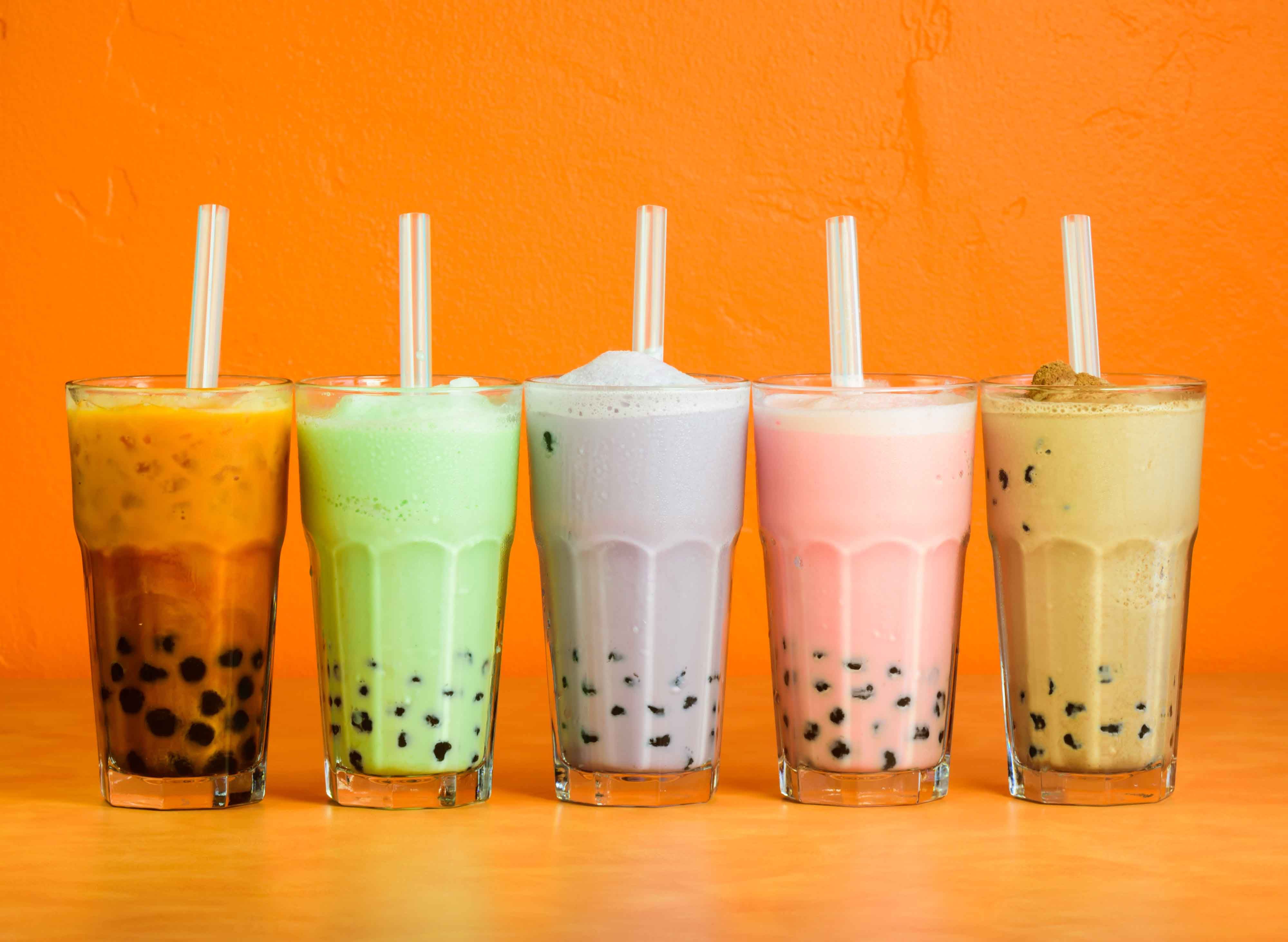 Как сделать бабл ти. Тапиока бабл ти. Баббл ти Bubble Tea. Bubble Tea Cafe «тапиока». Бабл ти с шариками тапиоки.