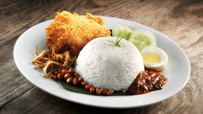 Golden Pork King Nasi Lemak 金猪皇椰浆饭 @ WK Garden East Cafe (Taman Ipoh Timur)