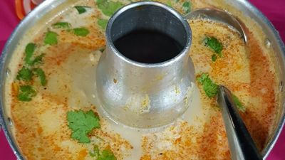 Chatri Signature Thai Authentic Cuisine (Eco Botanic)