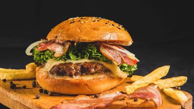 BURGER ADOL