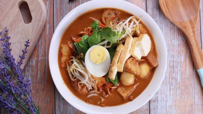 Equine Oldtown Curry Mee (Equine Oldtown Kopitiam 舊街場)