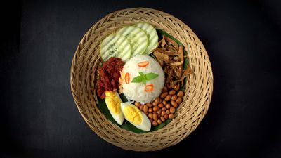 Mei Zi Chee Cheong Fun & Nyonya Homemade Bakery 美子娘惹糕点 (Lebuh Bercham Selatan)