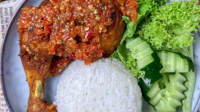 Nasi Ayam Goreng Cili Lada