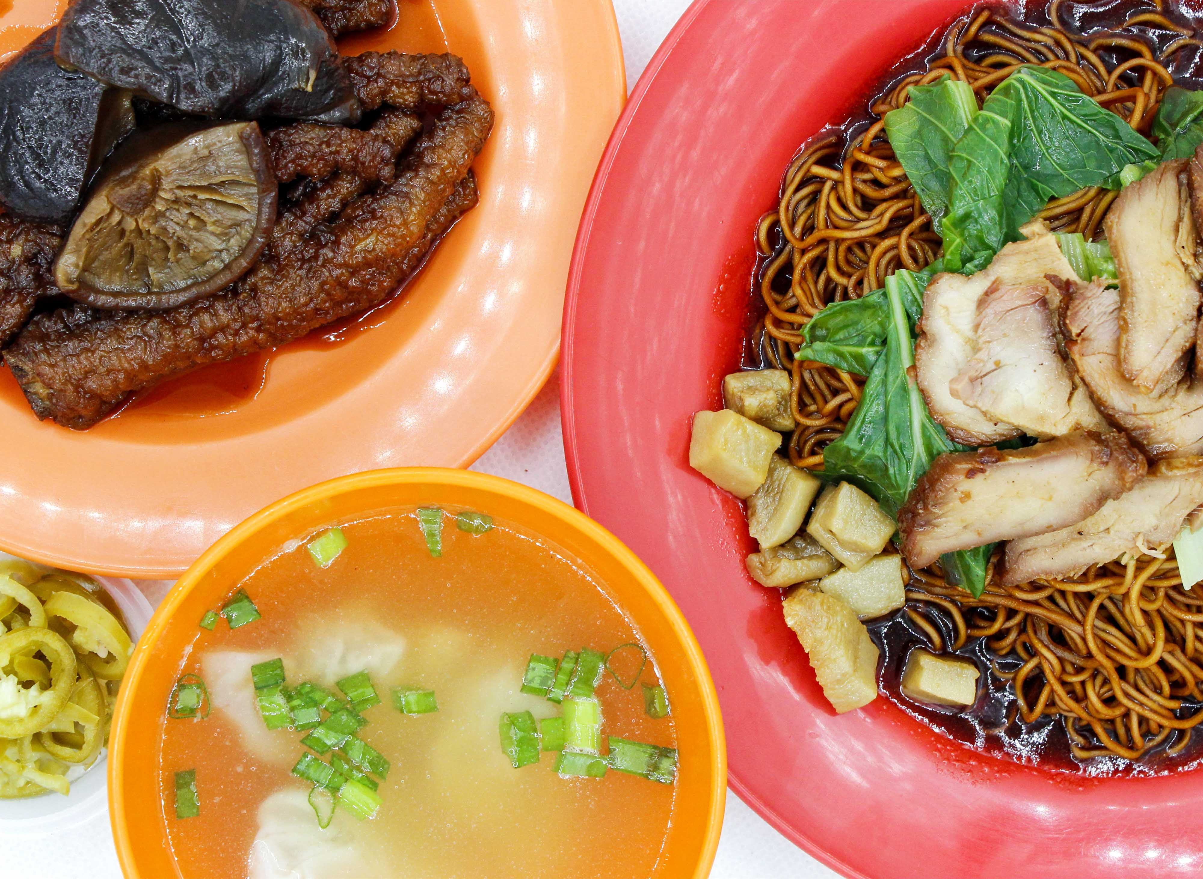 Emporium makan Heng kee Wantan Mee @ tiam fu kopitiam vendor logo