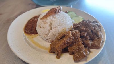 Nasi Lemak Amoi Berlauk (Lao Jie Fang Kopitiam)