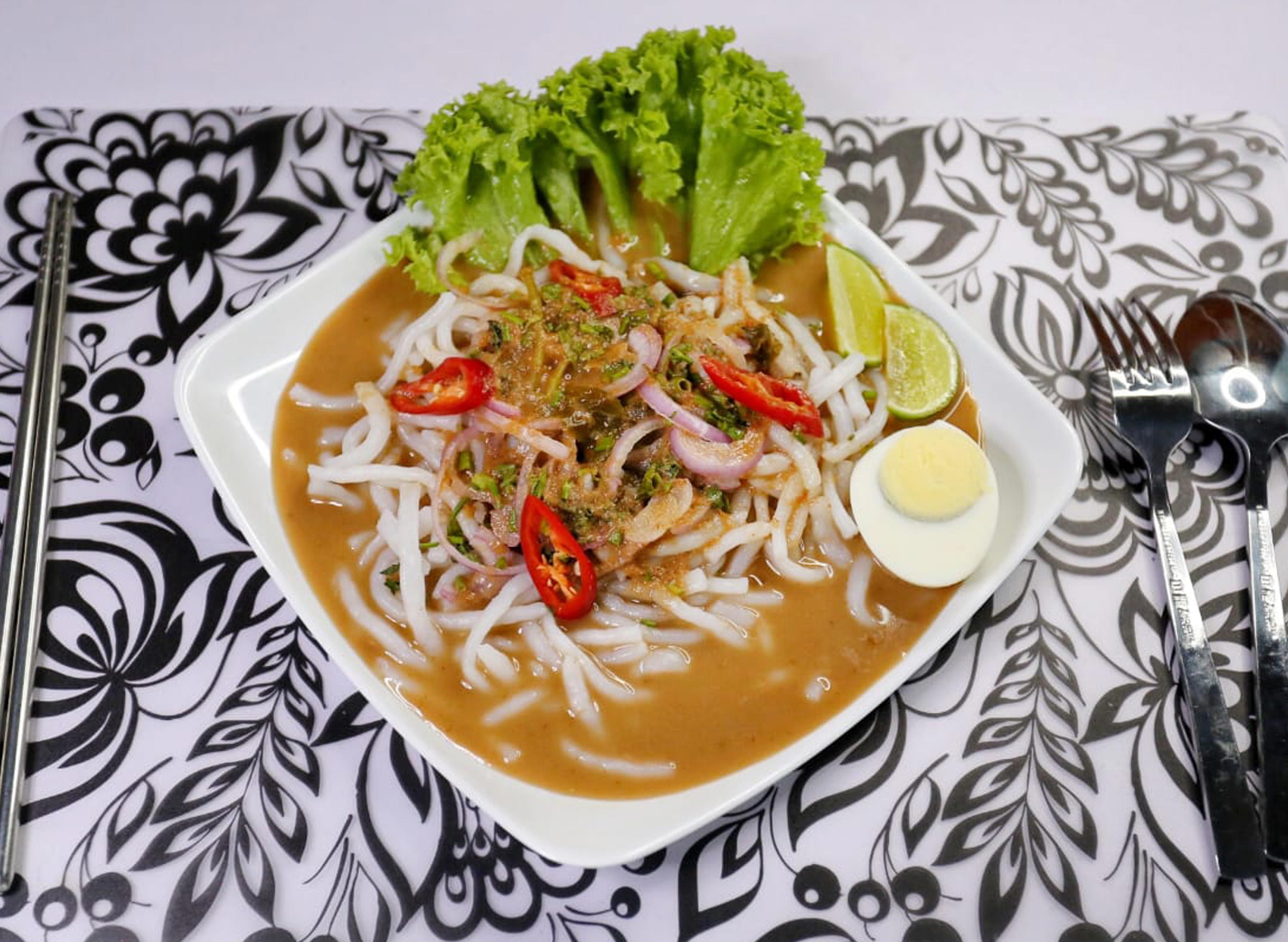 Young Tau Fu & Noodles LOTUS'S Mergong menu and delivery in Alor Setar foodpanda