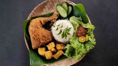 Ayam Penyet Hanna Kitchen 2 (Jln NC Mogunting)