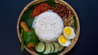 NASI AYAM PENYET CRISPY
