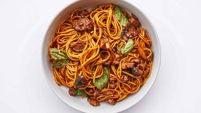 Lee & Lee Noodles 你与妳粉面美食店