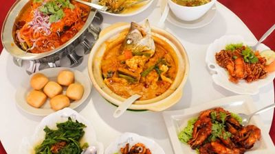 Suncle curry fish head 小厨师煮炒饭店（Tampin)