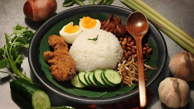 Paddle & Pour (Sunsuria Avenue)