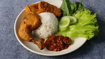 9 Star Cafe (Lawas)