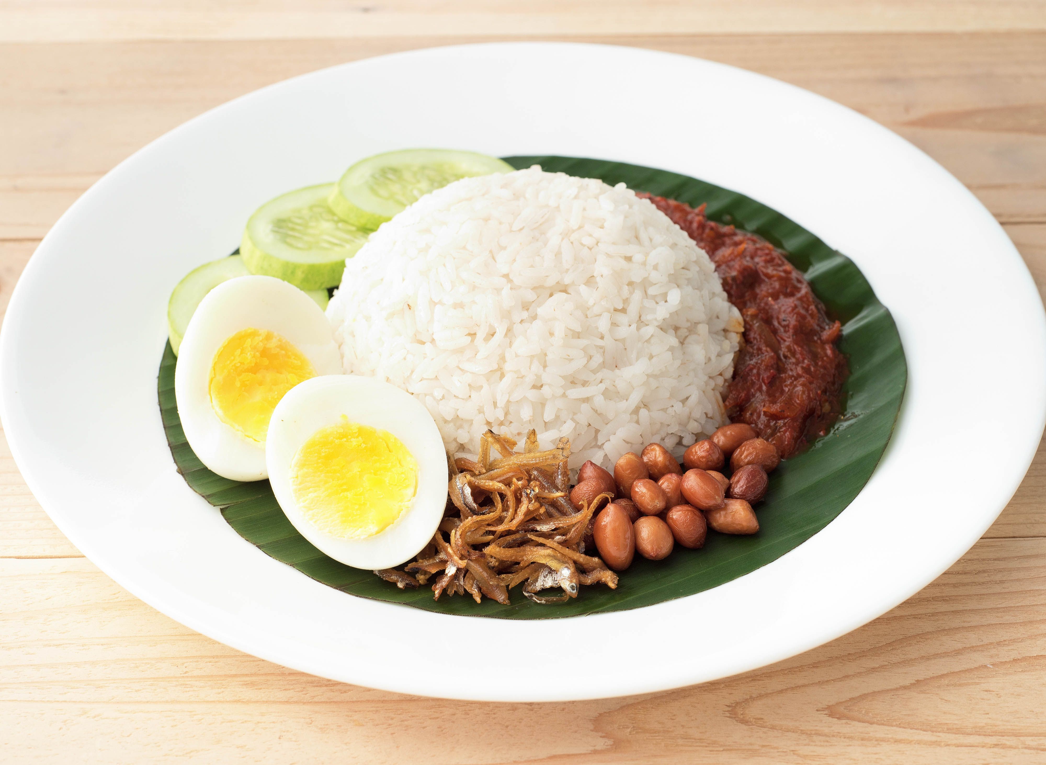 Nasi Lemak Kuning Berlauk Menu And Delivery In Kubang Pasu Foodpanda