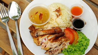 Gerai Pak Mal Nasi Ayam Seksyen 11