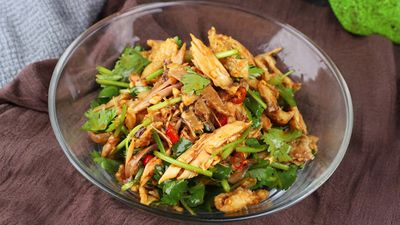MEE 2 NOODLE HOUSE 咪兔面馆 (COVA SQUARE)