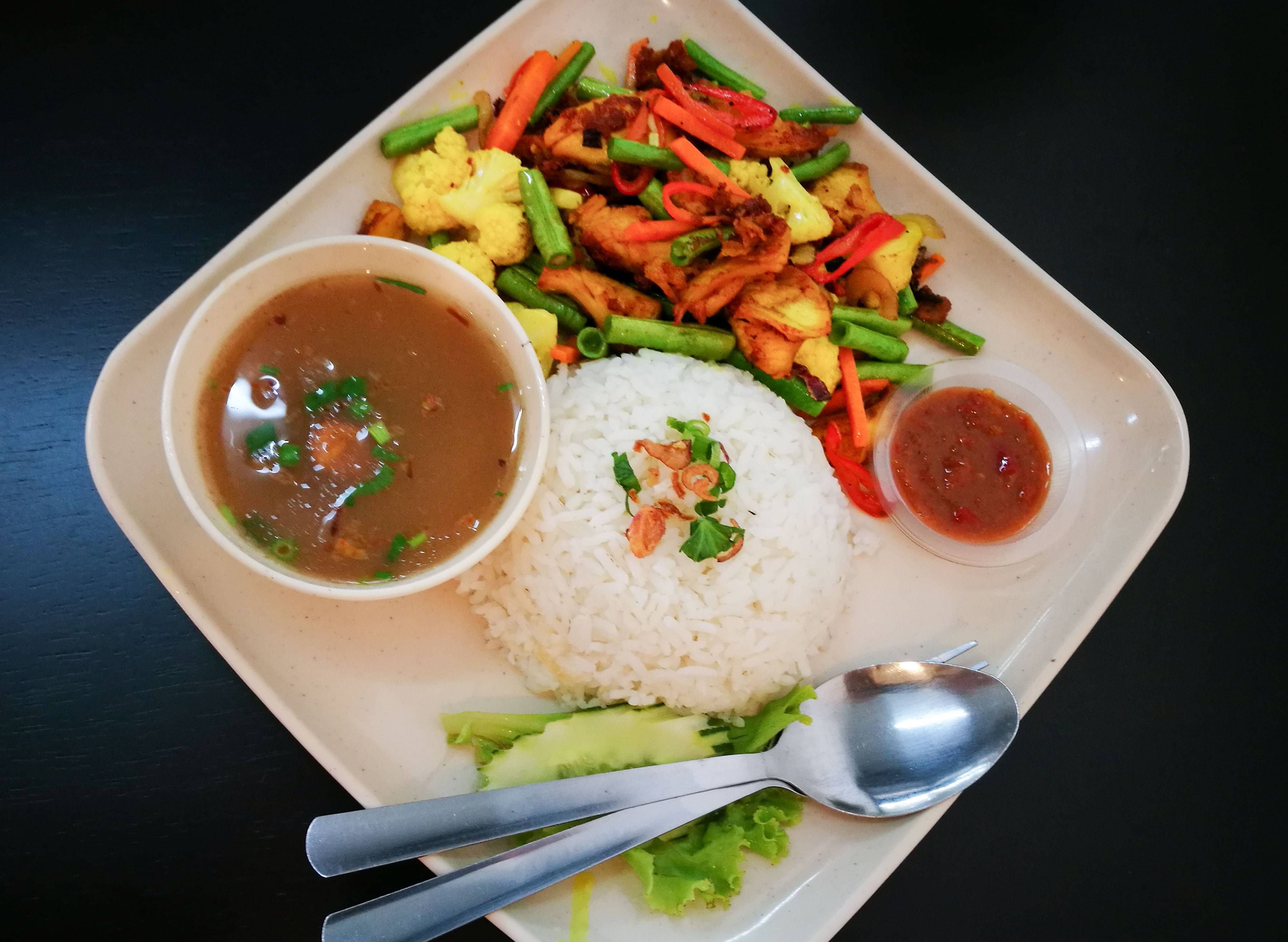 Mj Food Truck Ayam Goreng Kunyit Menu Delivery Order Food Online Foodpanda