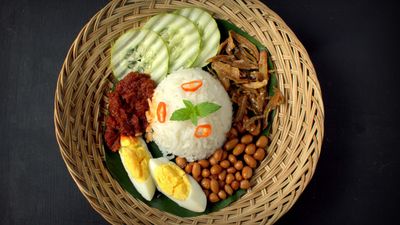 Nasi Lemak Berlauk
