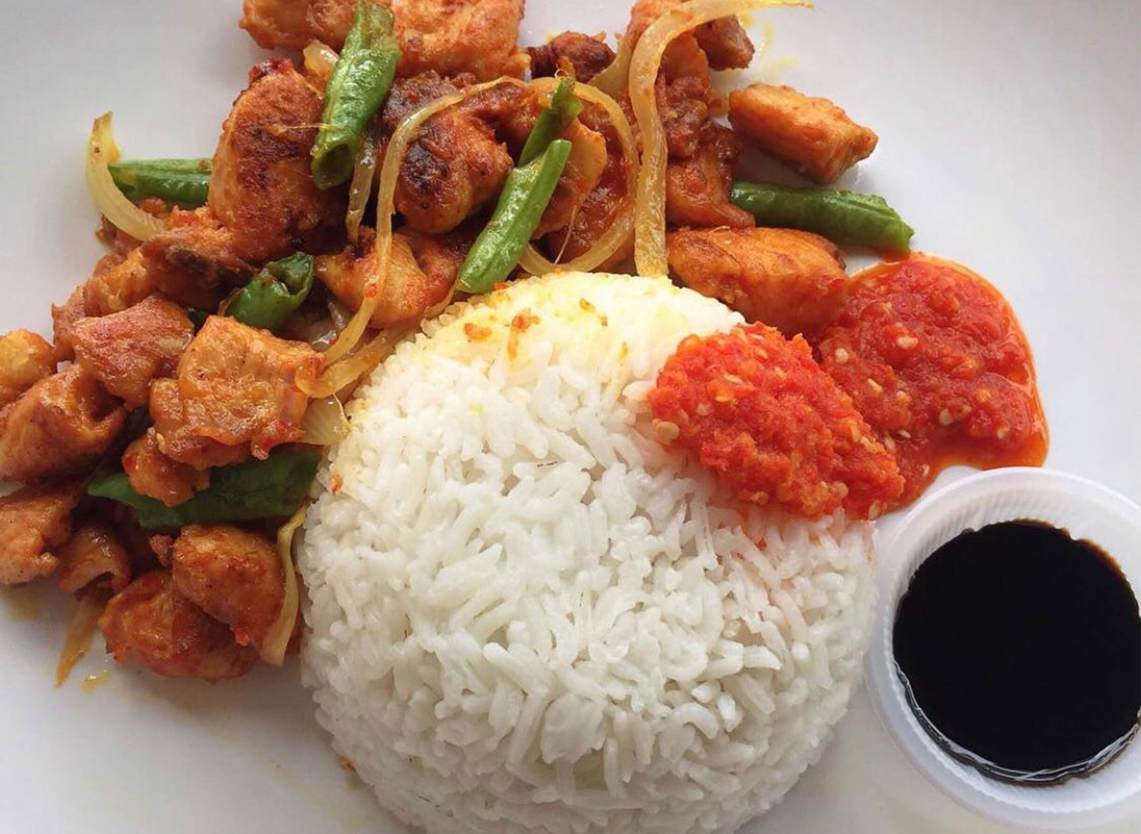 NASI AYAM KUNYIT | Food Delivery from foodpanda