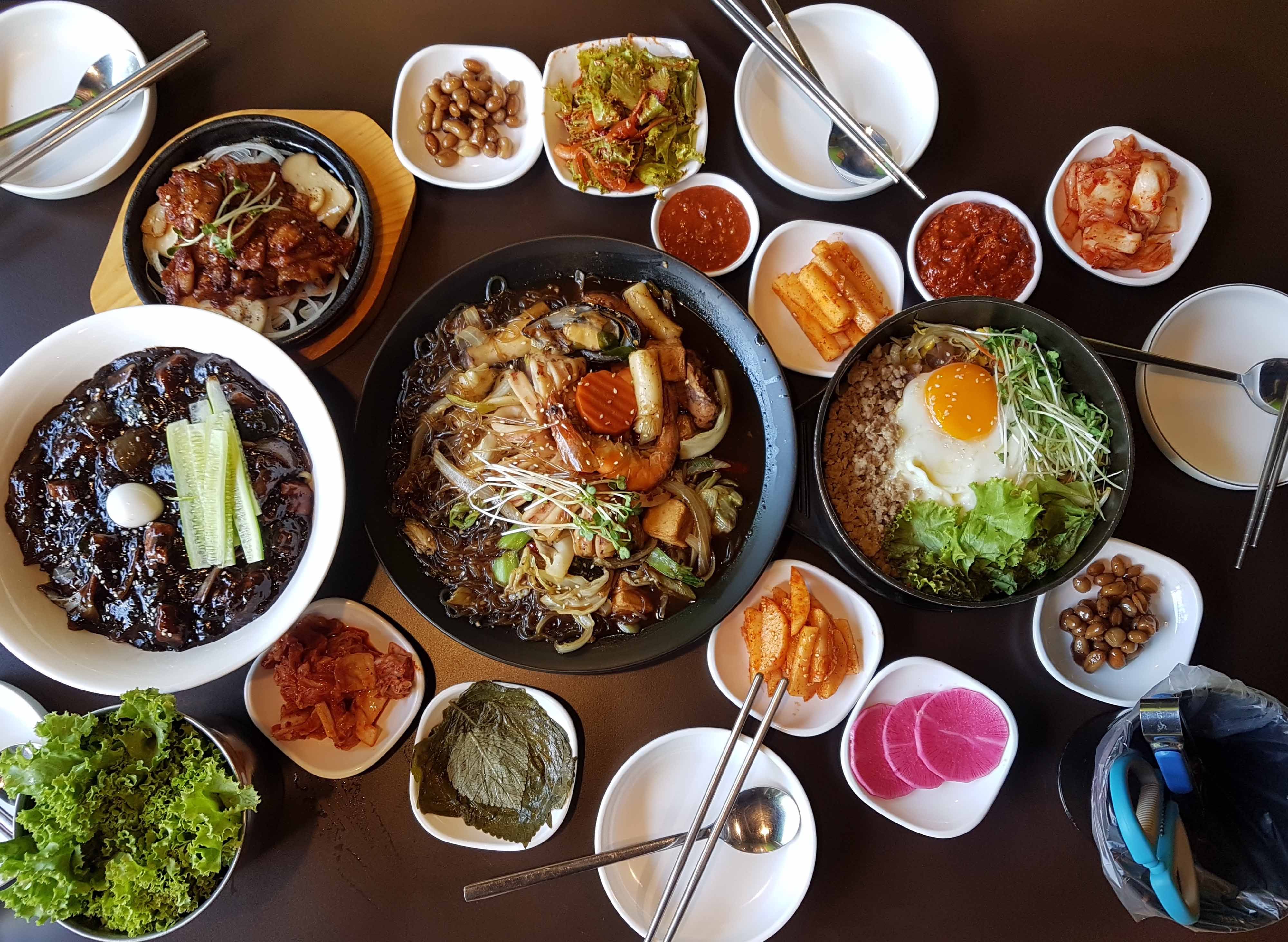 Common Korean Soups