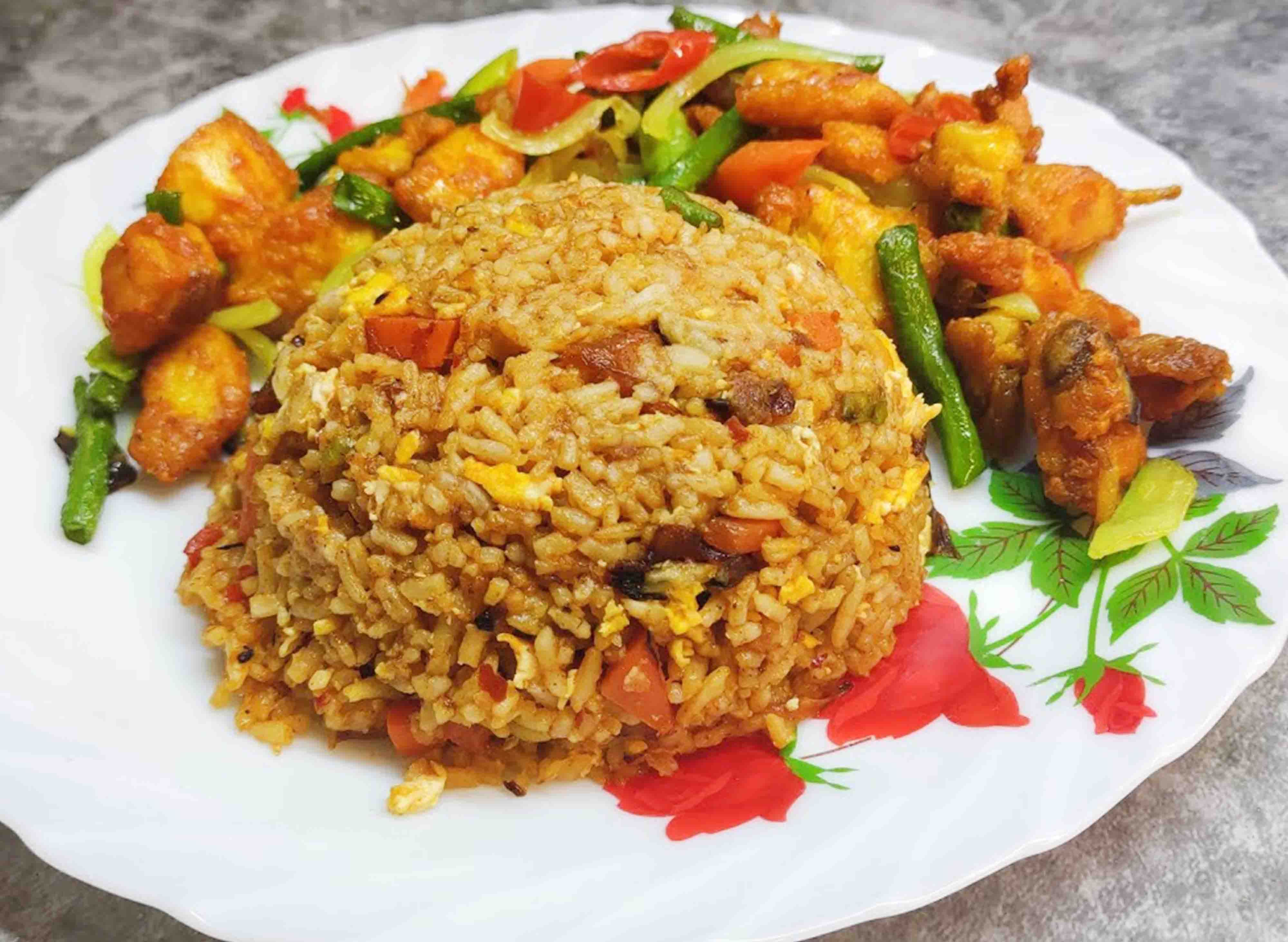 Aroma Thai Tomyam & Seafood (USJ) menu and delivery in Subang Jaya