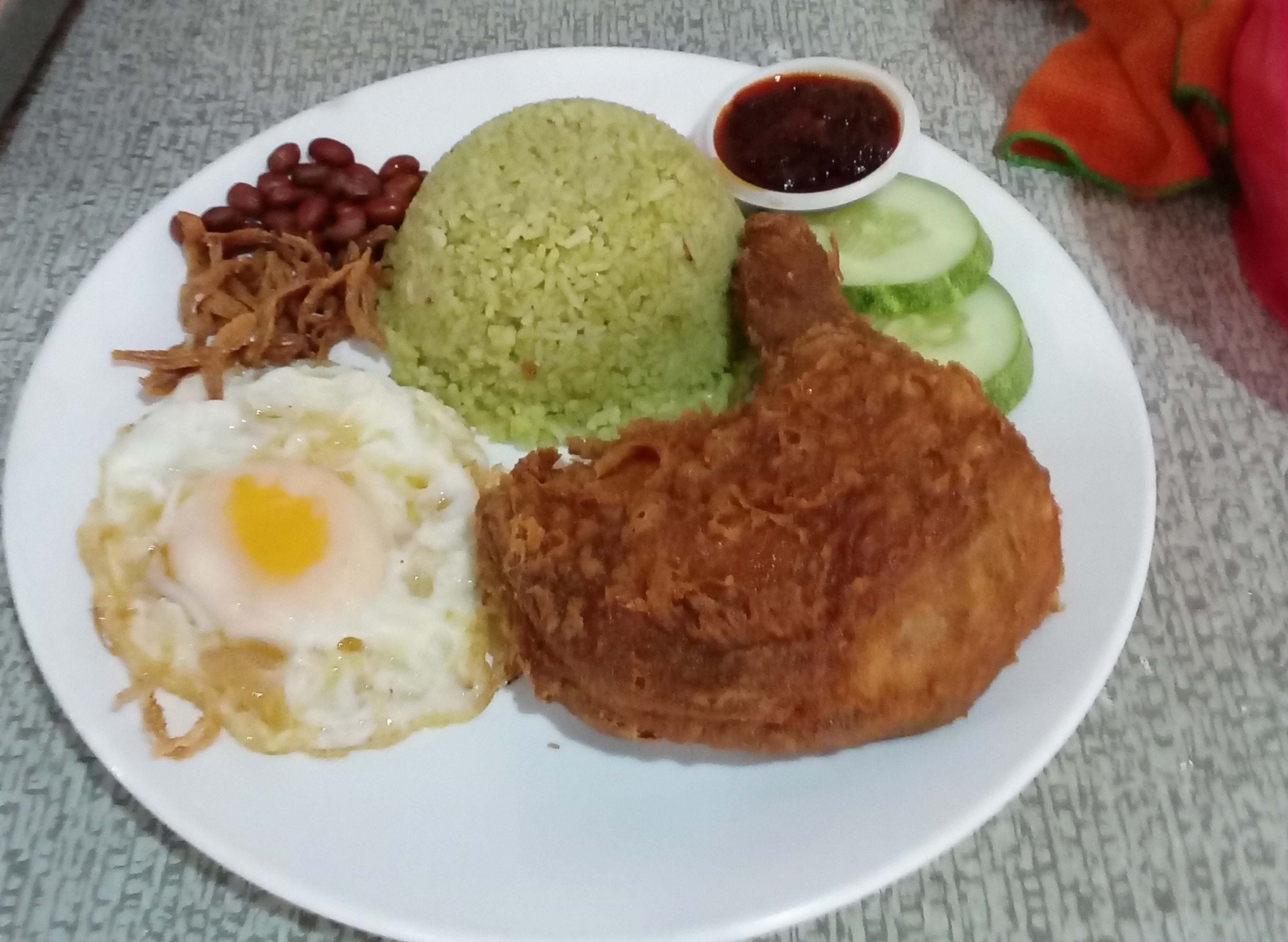 MG 83 Cafe 糖水美食馆 vendor logo