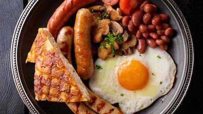 M Breakfast Cafe