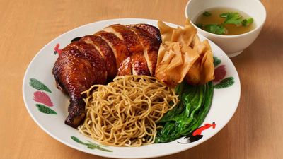 Nom Nom Restaurant (Medan Gopeng)