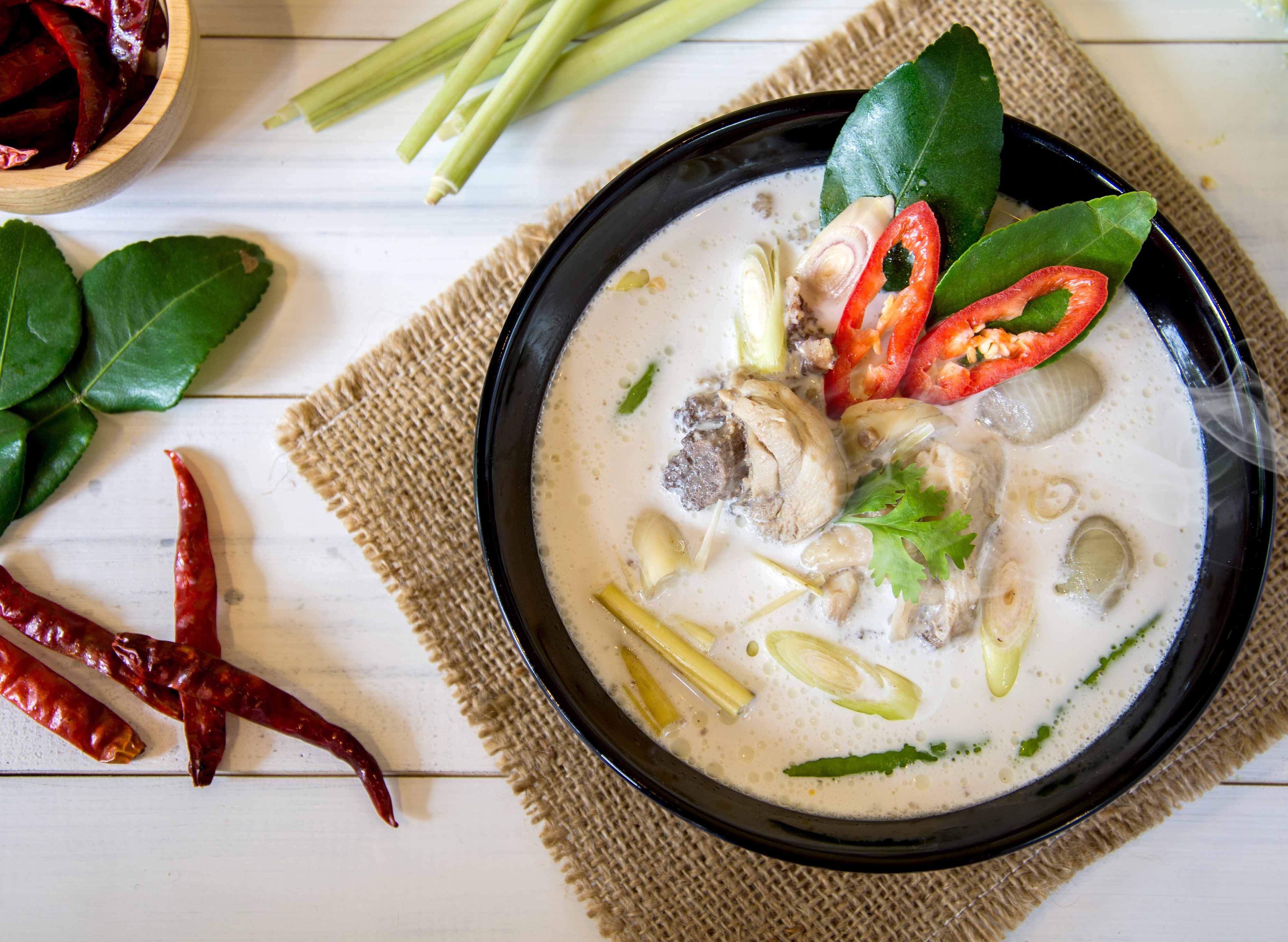 YEYEYE COCONUT CHICKEN HOTPOT menu and delivery in West Coast foodpanda