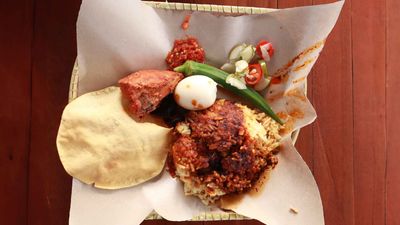 Nasi Kandar Taiping Raintown Food Truck (Kuala Kangsar)
