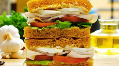 La Focaccia-Sandwiches House (Wisma UOA 2)