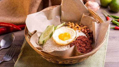 Duo Kanca Nasi Lemak Ayam Goreng Berempah (Pusat Perdagangan Kampar)