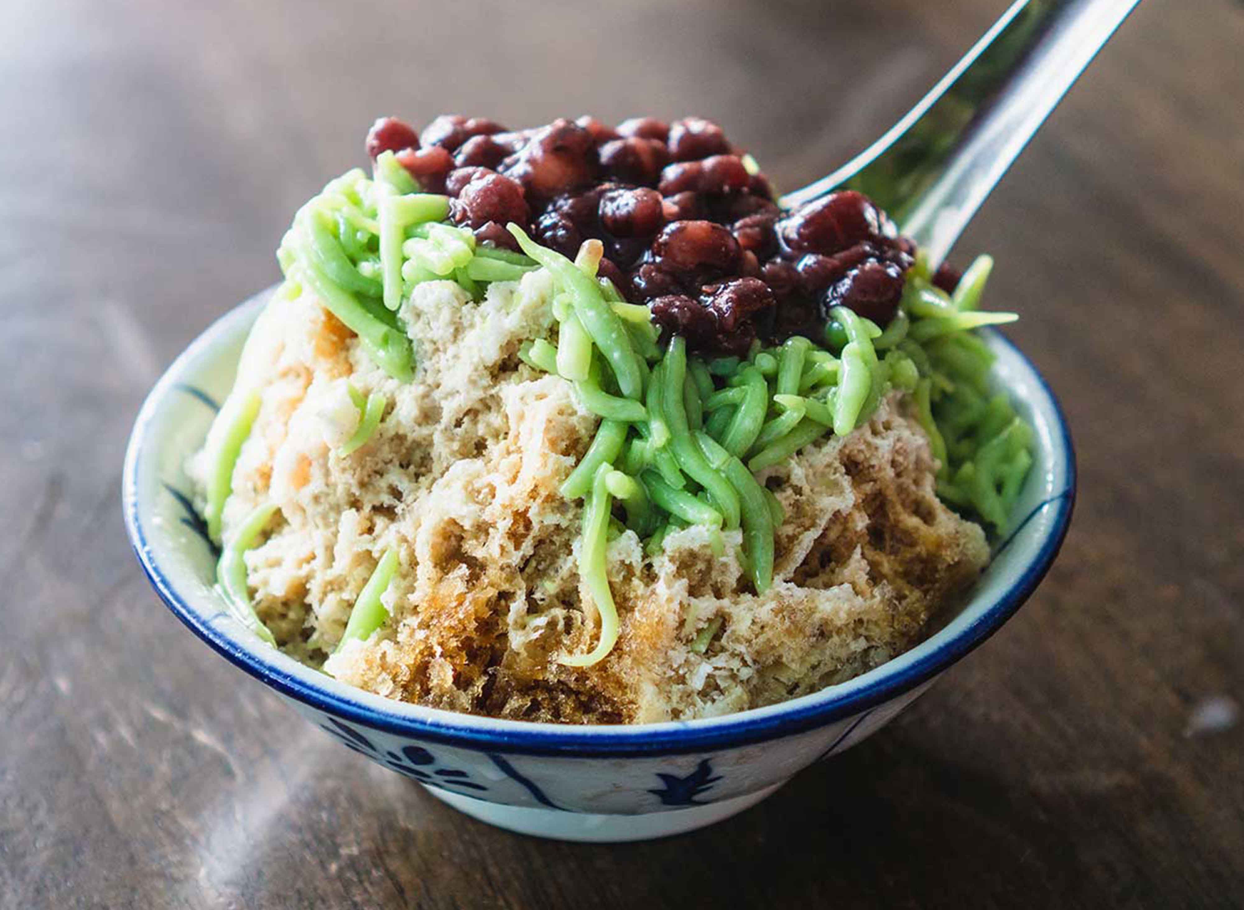 Cendol Sagu Rumbia Patani Menu, Price & Delivery in Muallim | foodpanda